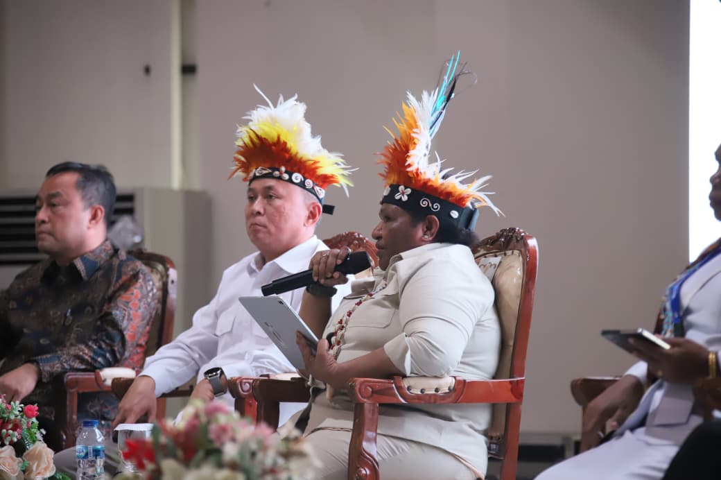 Dinilai Perkuat Pembangunan Berbasis Kearifan Lokal, Wamendagri Ribka Apresiasi Konferensi Strategis Papua