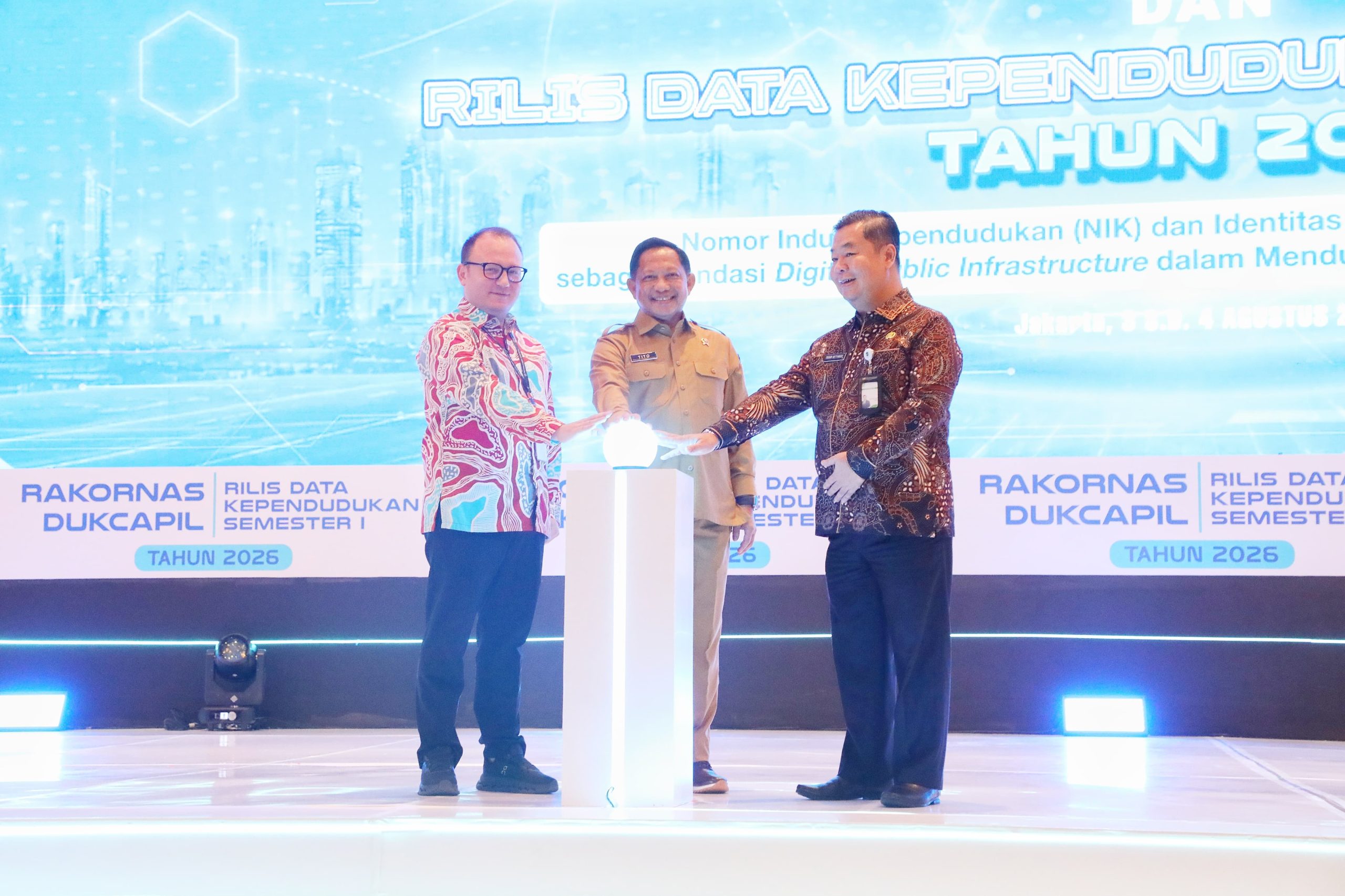 Buka Rakornas Dukcapil, Mendagri Beberkan Langkah Strategis Perkuat Infrastruktur Digital