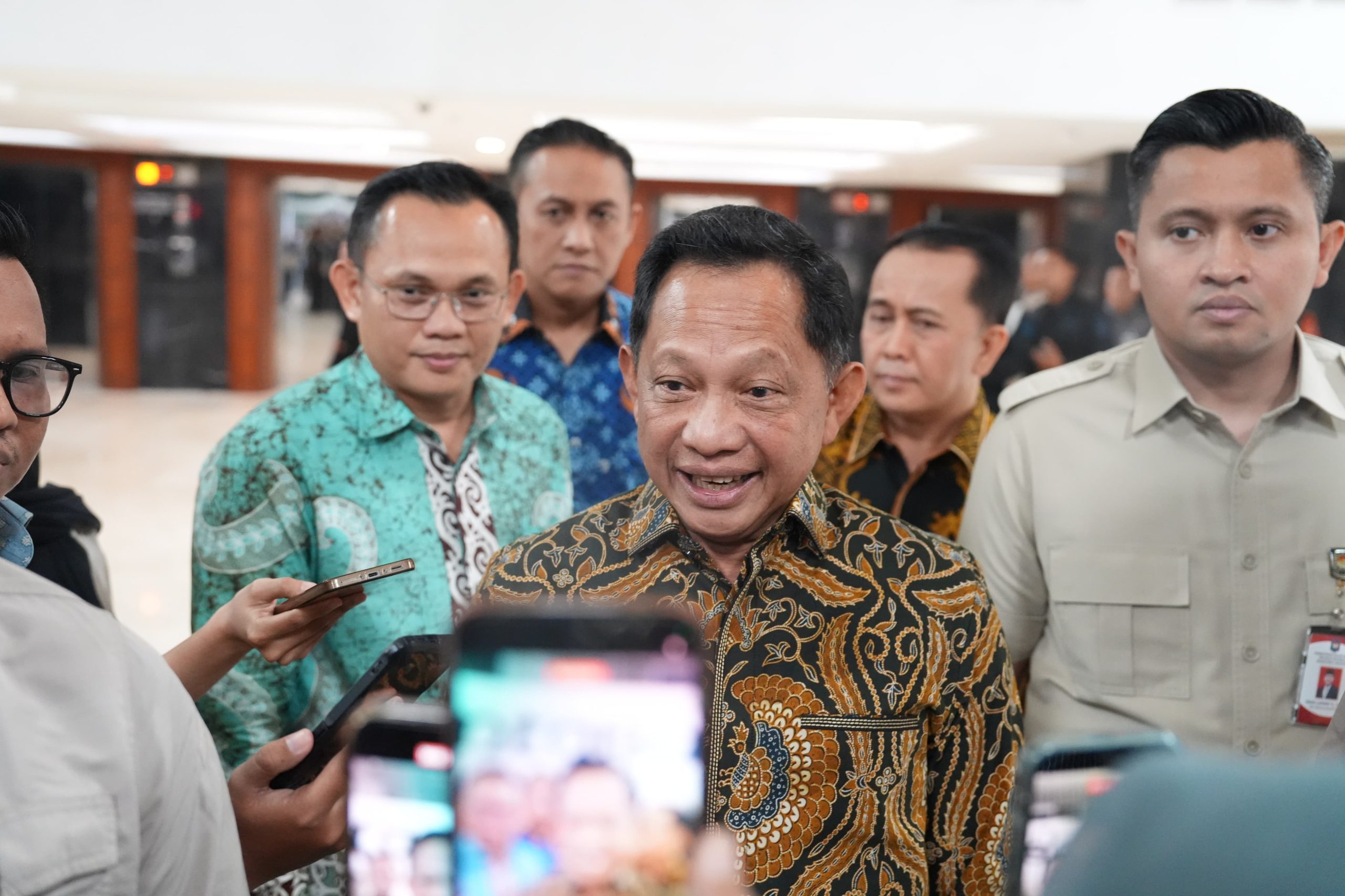 Mendagri: Pemerintah Terus Bahas Penataan PPPK Lintas Profesi, Terutama Guru