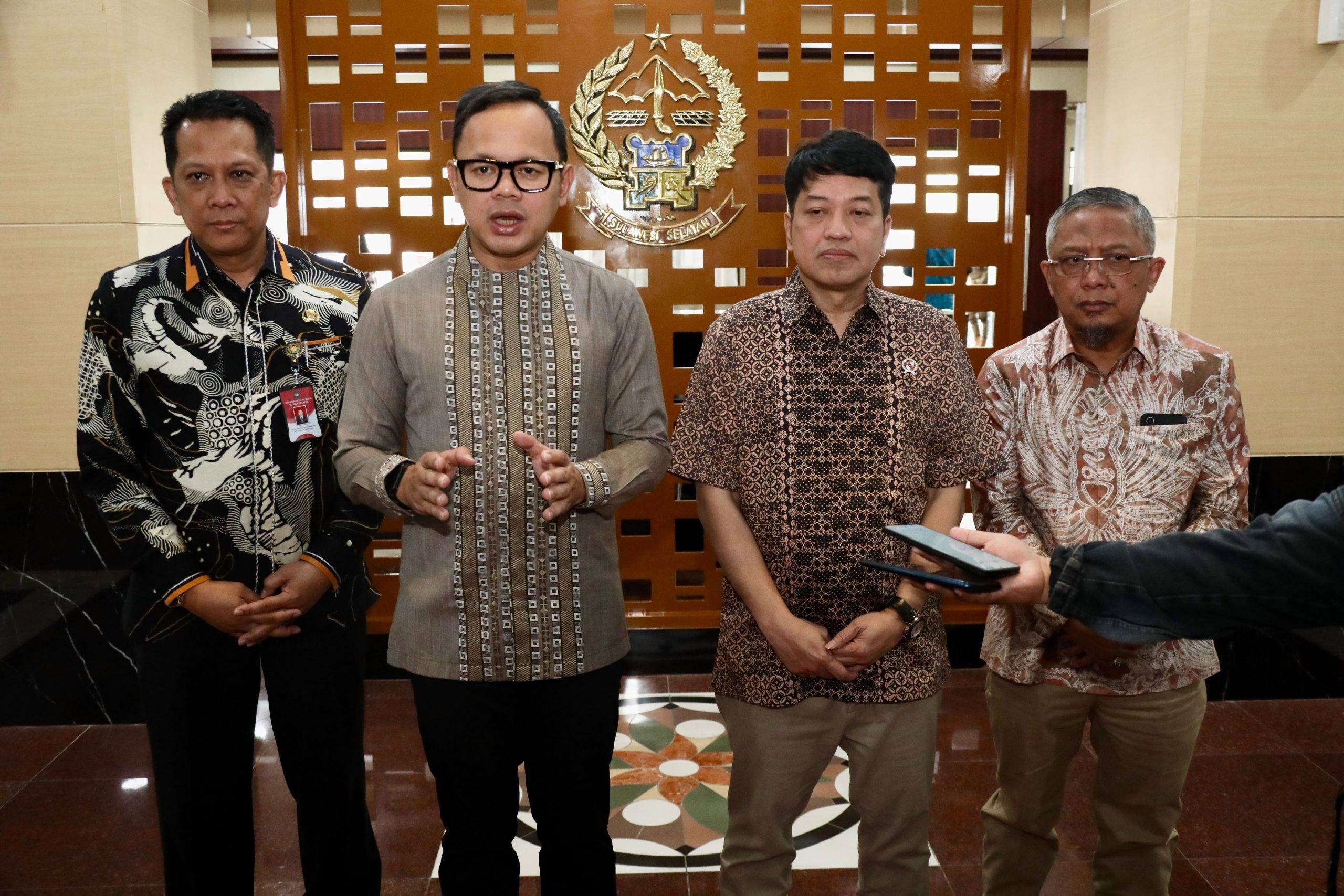 Wamendagri Bima Arya: Pertumbuhan Ekonomi Daerah Tak Hanya Bergantung pada Belanja Pemerintah